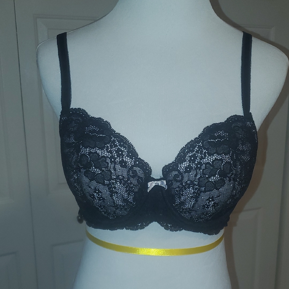 Victoria's Secret Black Floral Lace Bra